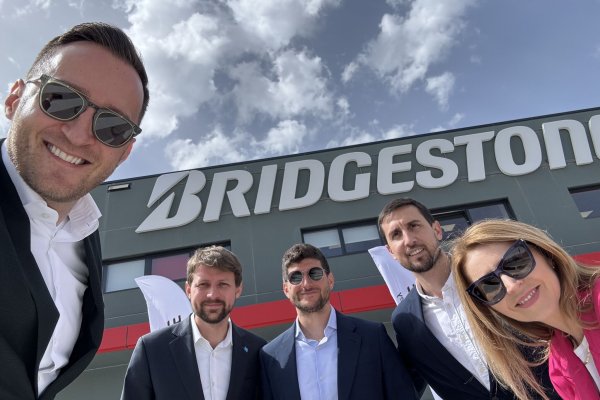 Hrdí investoři nového evropského logistického centra Bridgestone EMEA v Burgosu